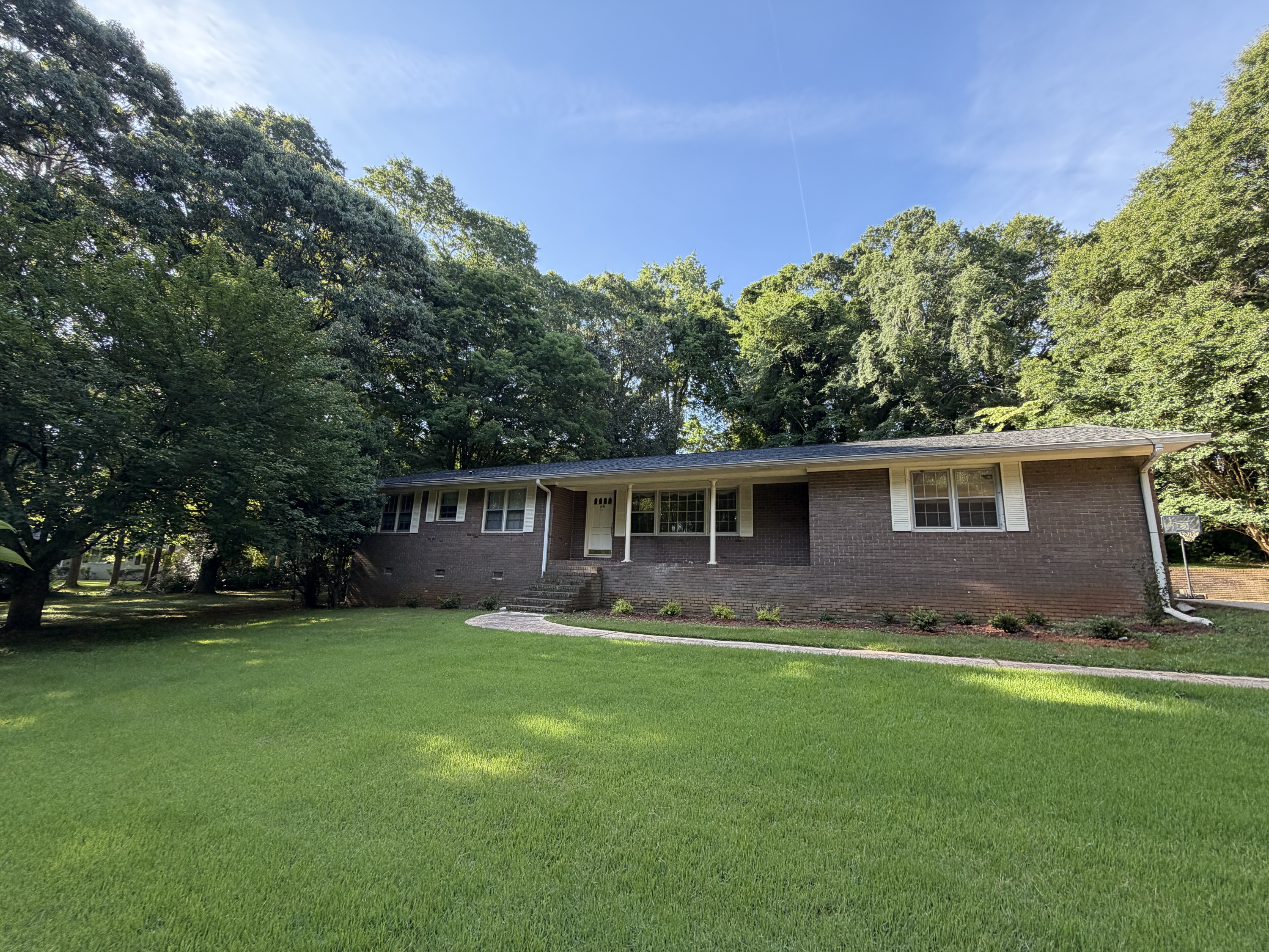 54 Dickson Circle